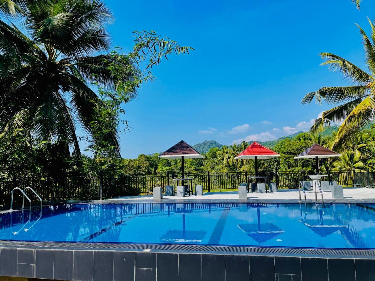 Travellers Halt Hotel รัตนปุระ ภายนอก รูปภาพ
