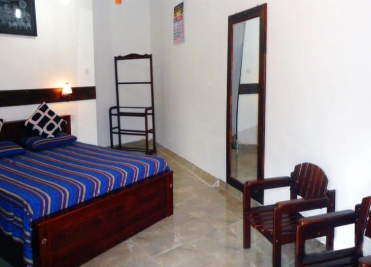 Travellers Halt Hotel รัตนปุระ ภายนอก รูปภาพ